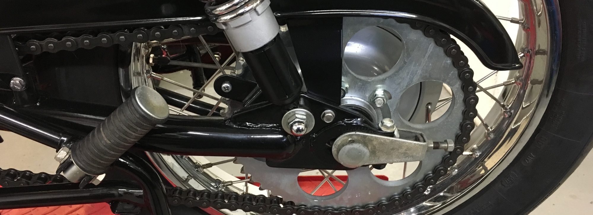 Suzuke GS550 2